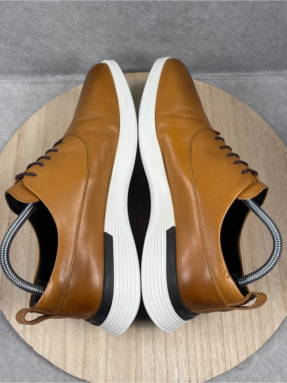 Wolf & Shepherd Crossover Longwing Shoes in Honey White Leather Mens size 6